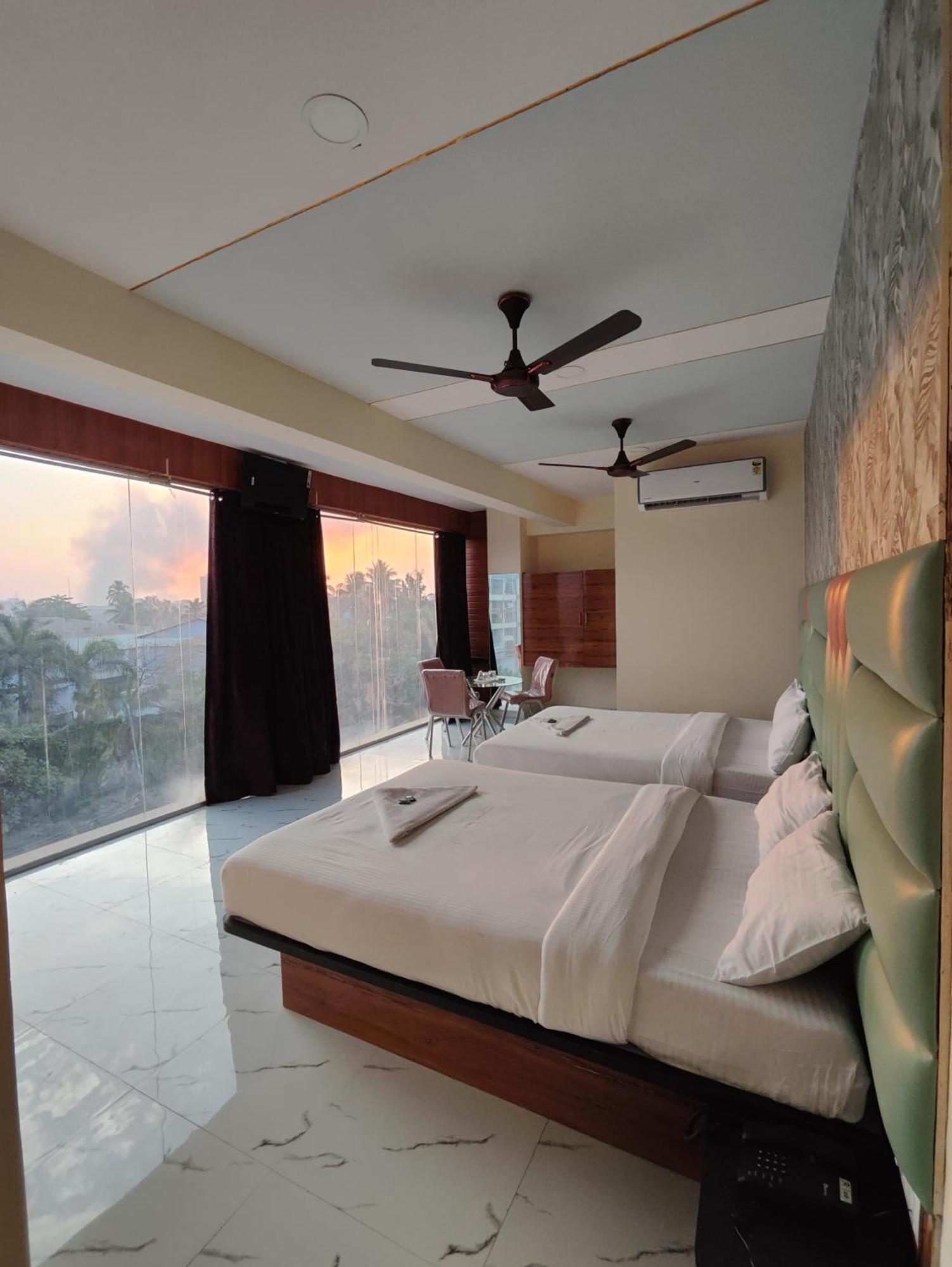 New Balaji Residency By Glitz Hotels Ulhāsnagar المظهر الخارجي الصورة